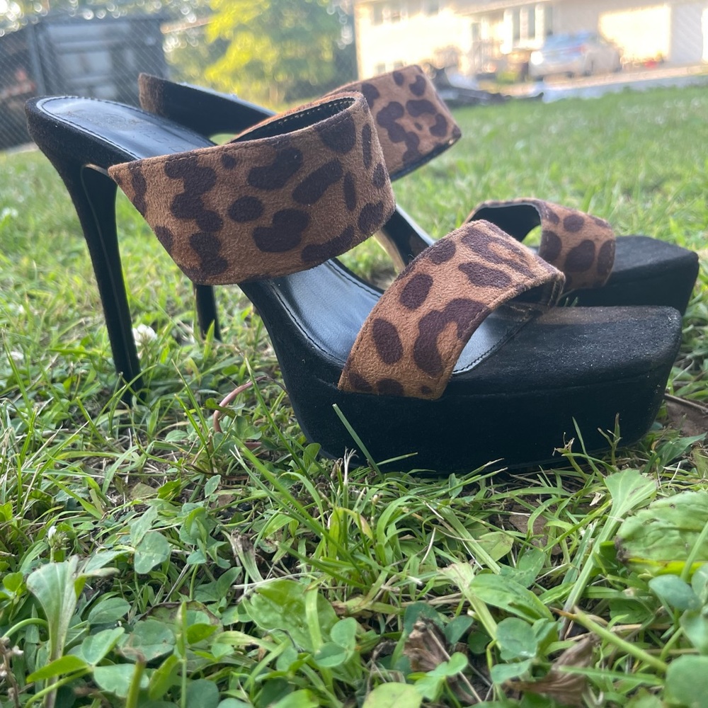 Cheetah open heel / toe stiletto flip flop